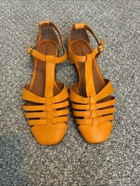 Lucky Brand light brown Leather Fisherman Sandals flats Sz 8.5